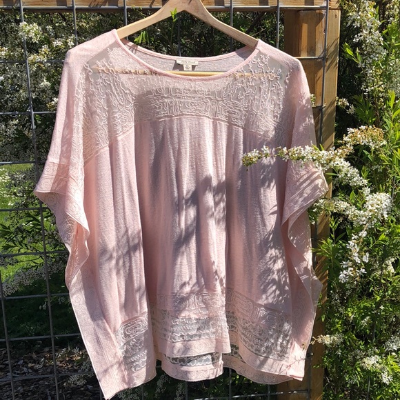 Lucky Brand Tops - Lucky Brand pink bat wing sleeve linen blend shirt